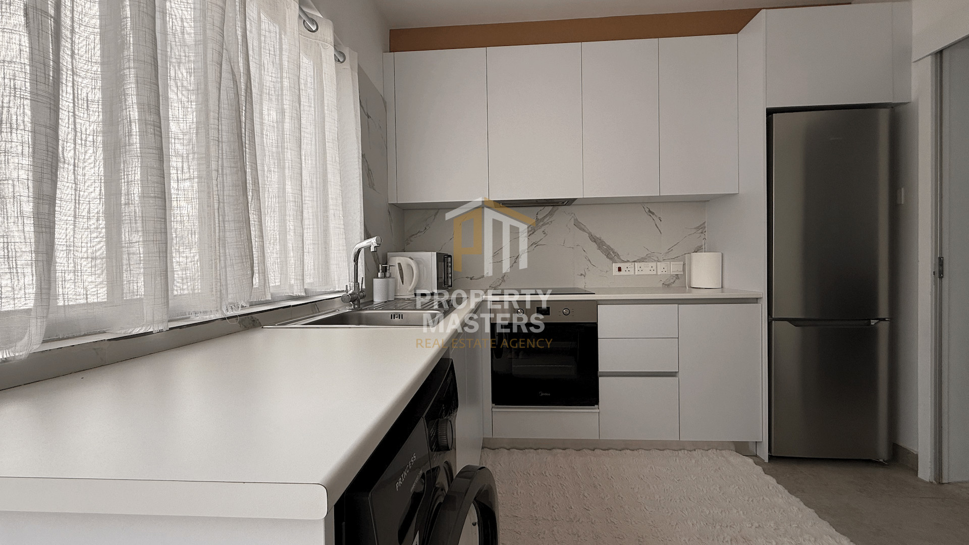 Modern Two Bedroom Apartment by the sea photo 16