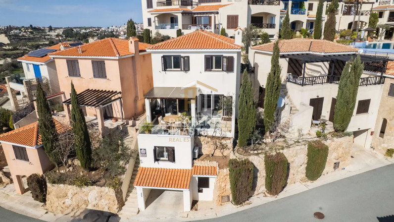 Semi-detached house for sale 160 m² in Tsada, Paphos, Cyprus