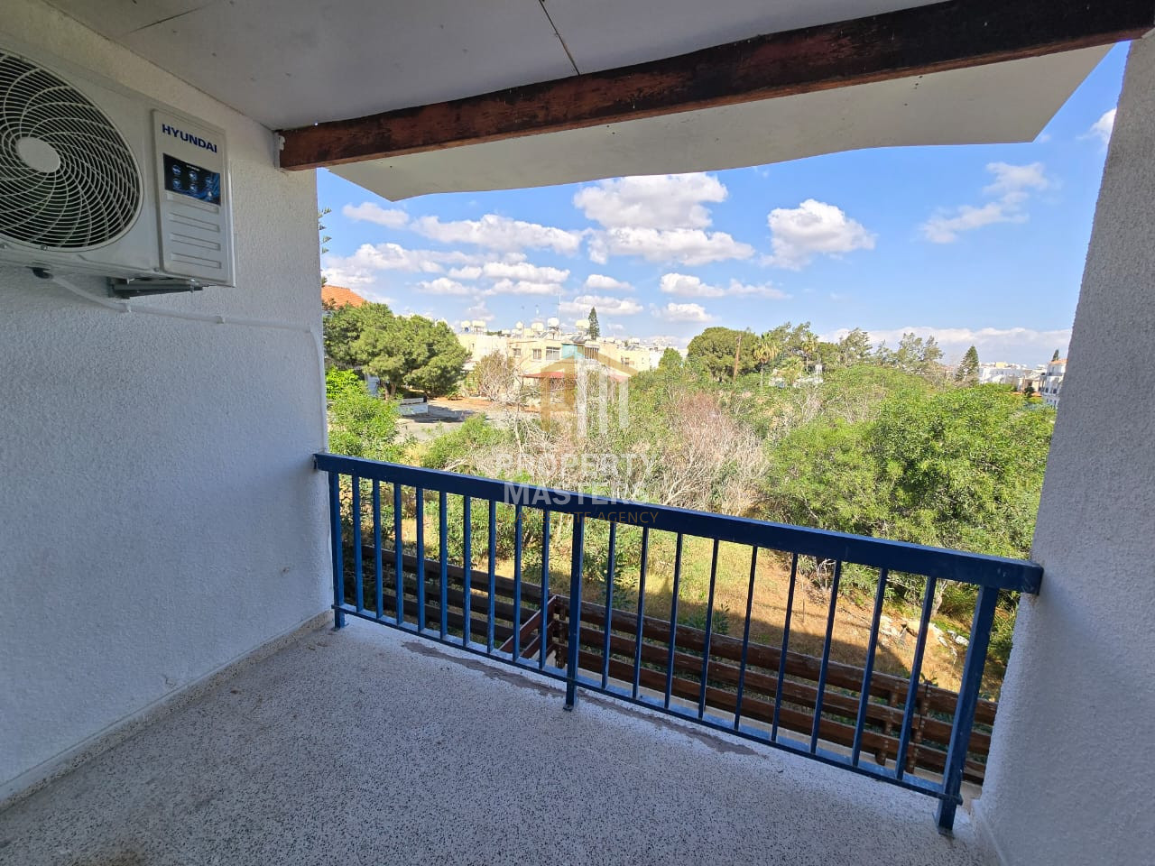Partially Furnished Paralimni Apartment Two Bedrooms Quiet Area photo 5