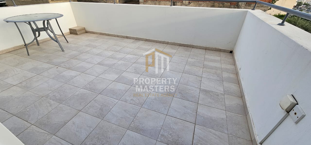 2 bedroom Apartment in Metropolis Mall photo 12