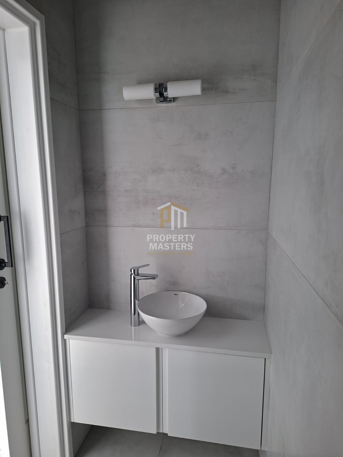 3 bedroom Apartment in Agios Theodoros Pafos photo 9