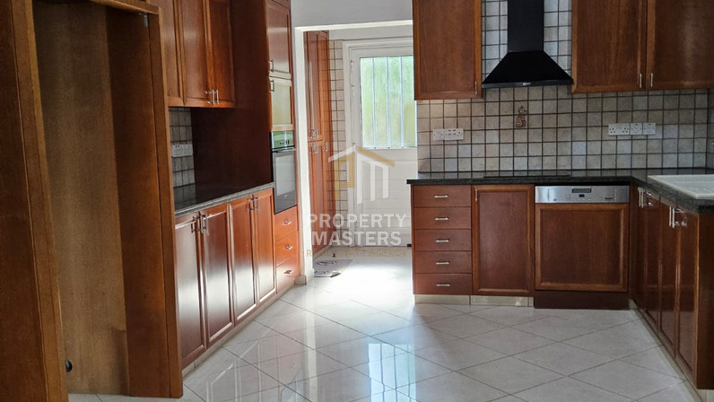 Detached house for rent 180 m² in Strovolos — Acropolis, Nicosia, Cyprus