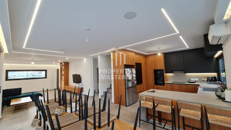 Detached house for sale 255 m² in Livadia Larnakas, Larnaca, Cyprus