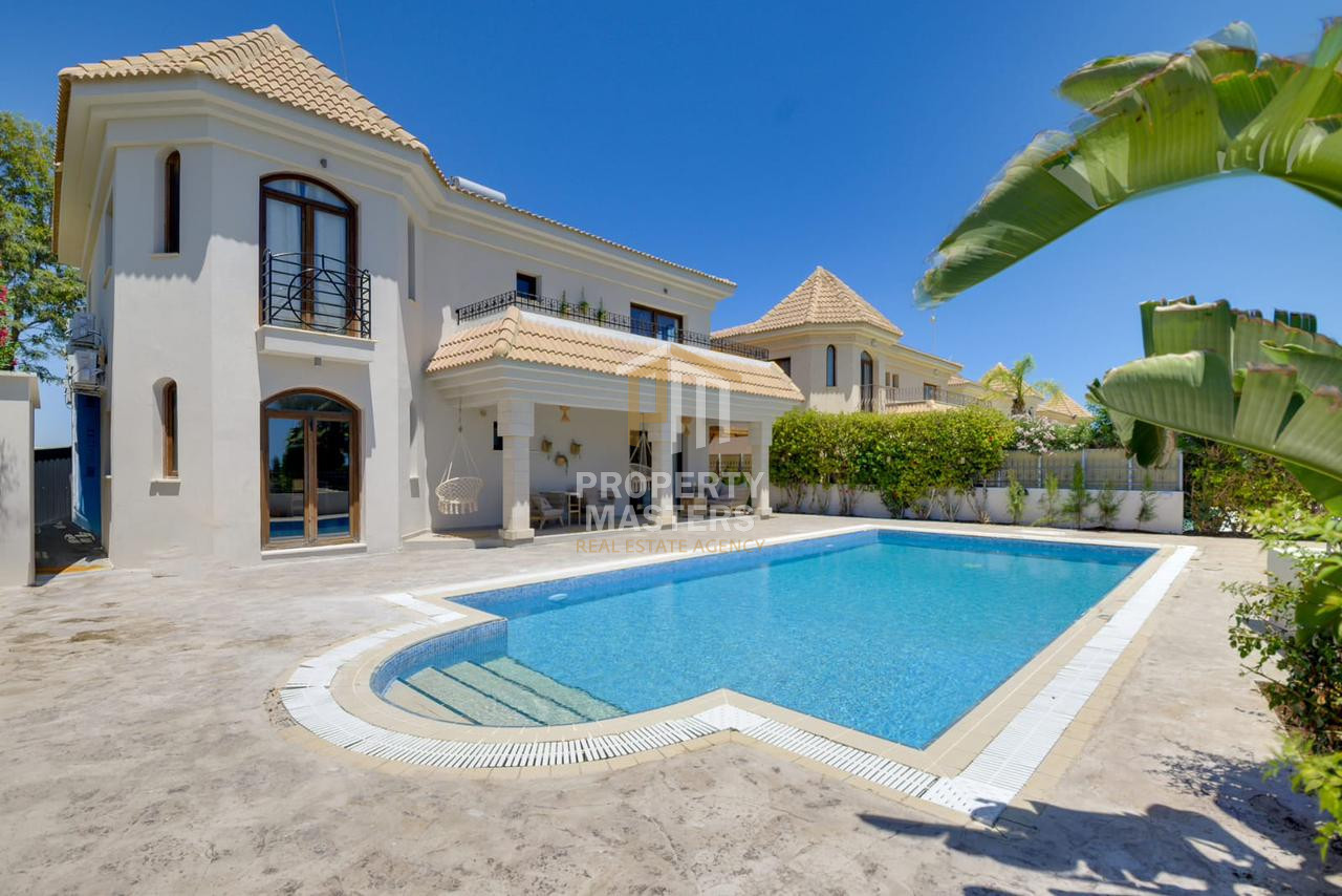 Modern Sea Front Villa in Paralimni photo 1