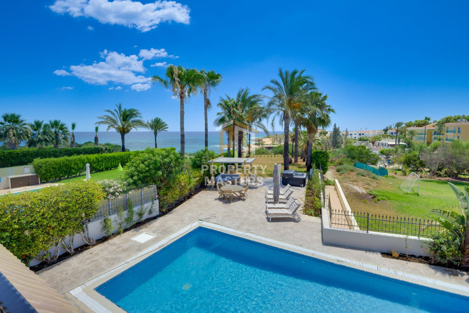 Modern Sea Front Villa in Paralimni photo 2