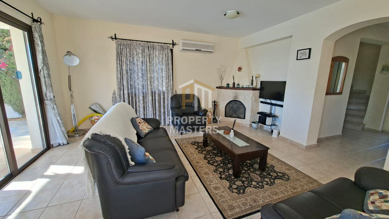 Commercial properties 146 m² for sale in Kouklia Pafou, Paphos, Cyprus