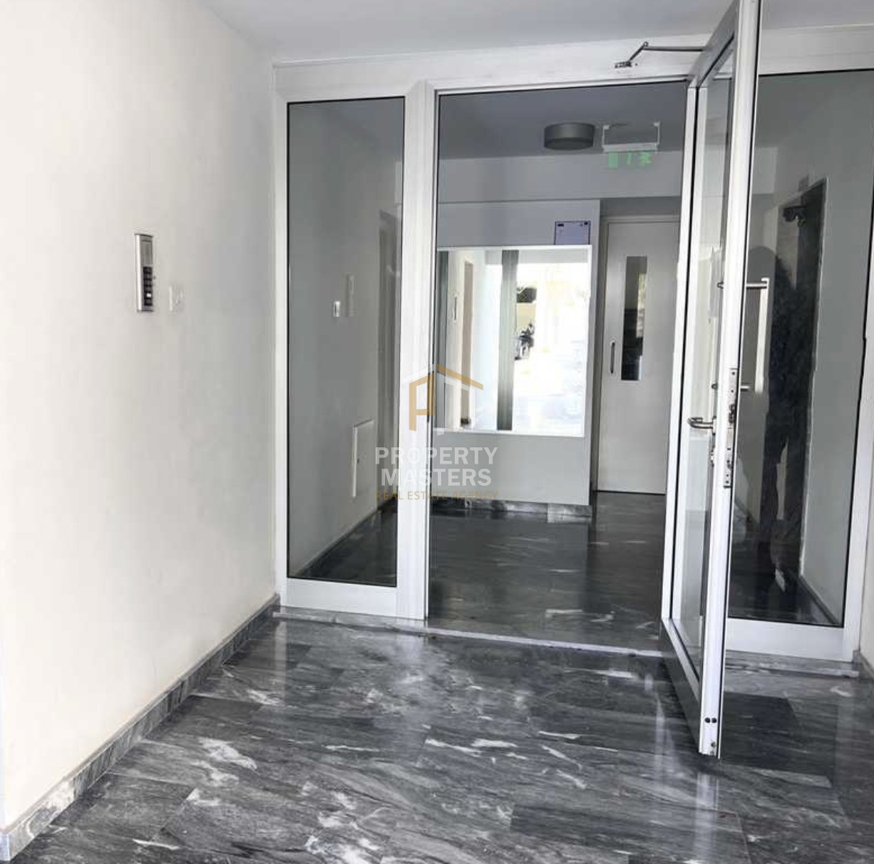 1 Bedroom  Apartment in Egkomi — Makedonitissa, Nicosia