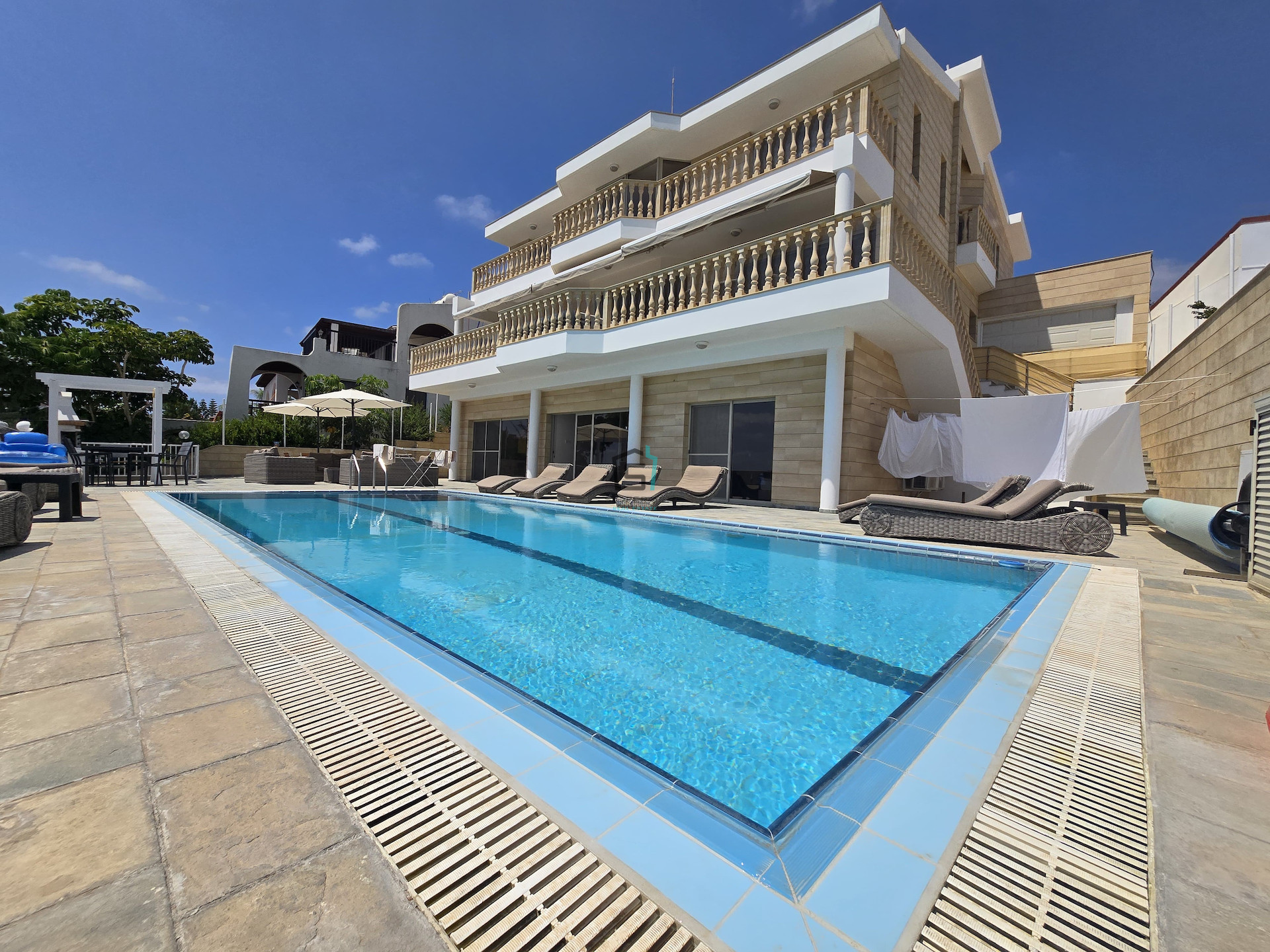 AMAZING 7 Bedroom Villa with Panoramic Sea Views - CORAL BAY - 4