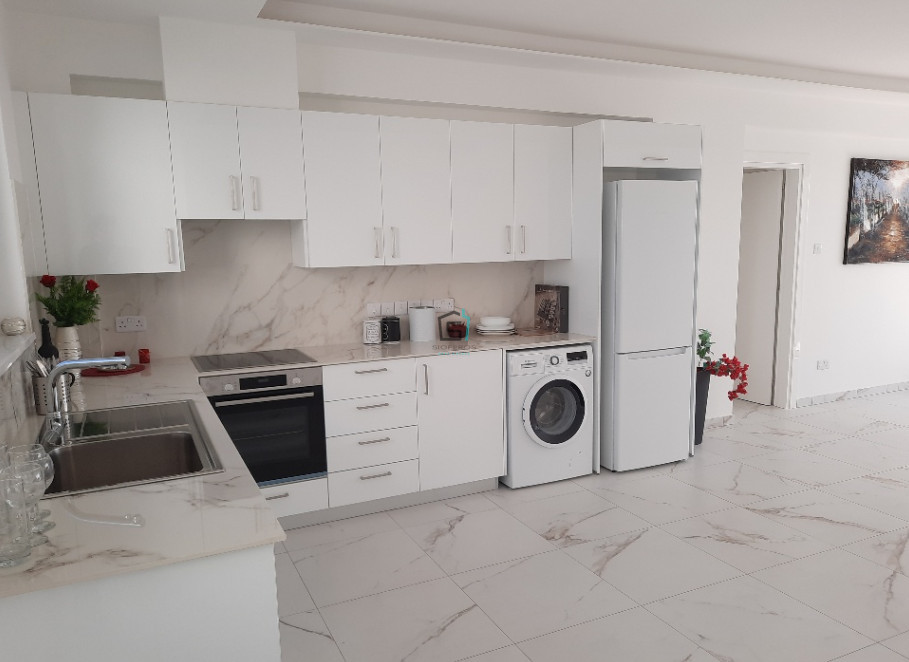 4 Bedroom TOP Floor Roof Garden Apartment - Larnaca center - 3