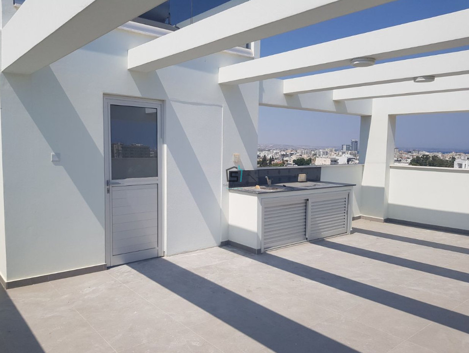 4 Bedroom TOP Floor Roof Garden Apartment - Larnaca center - 5