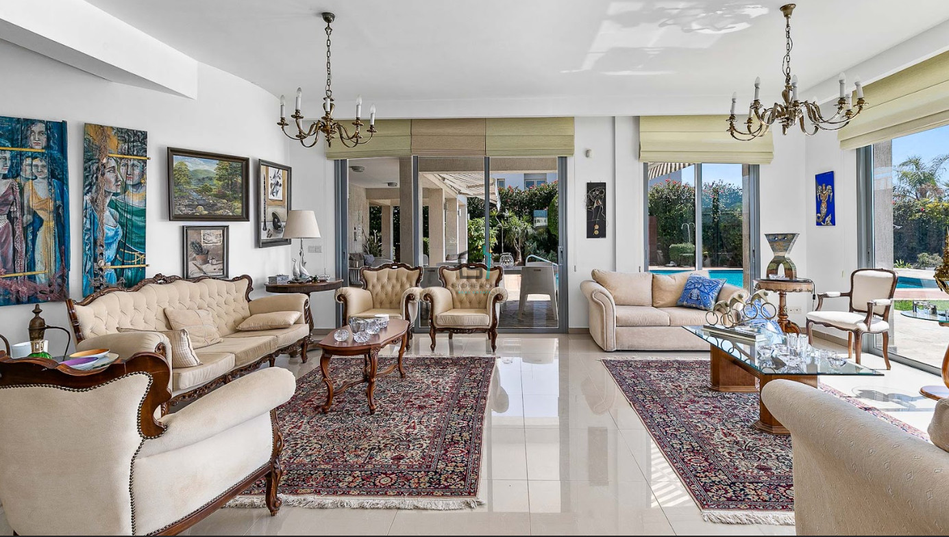 BEAUTIFUL 6 Bedroom House - Konia, Paphos - 3