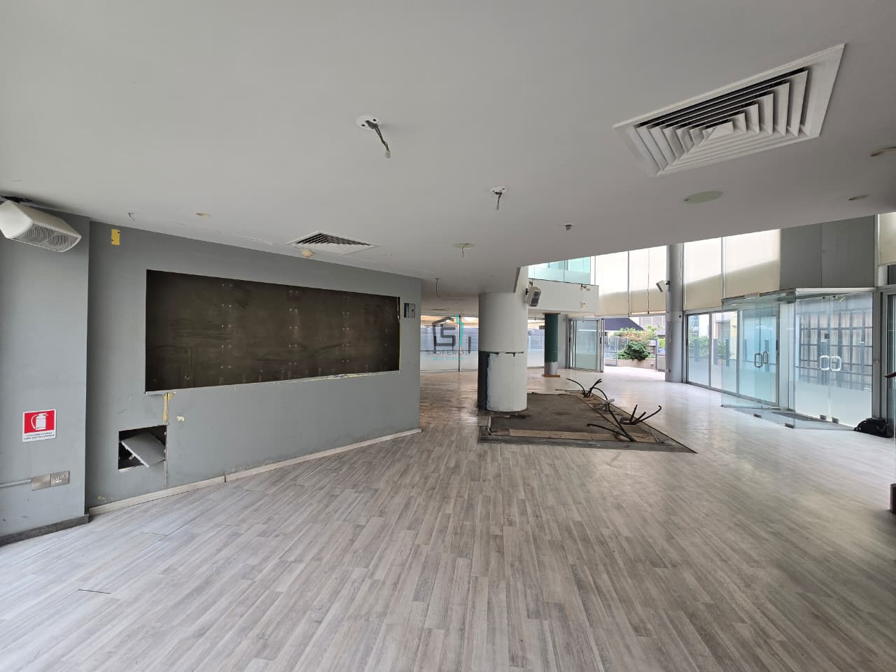 Superb Opportunity in the heart of the City Total Area of 630 sqm - Agios Nikolaos - 5