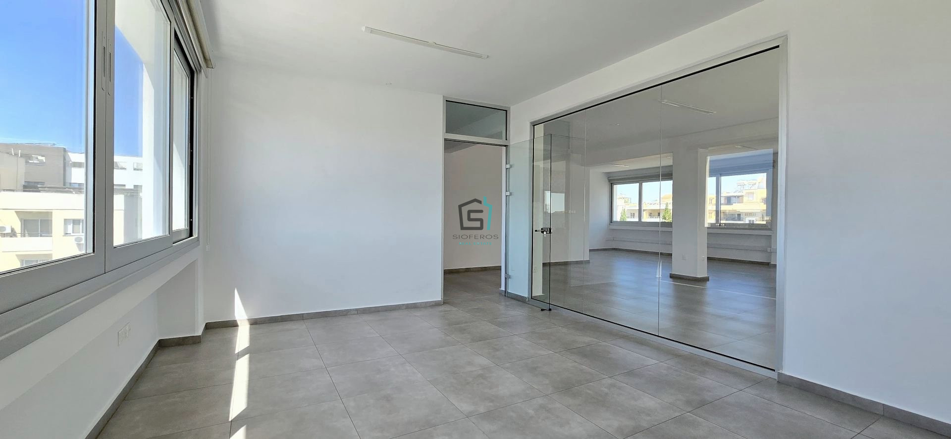 City Centre Offices with ROOF Garden - Katholiki 125 sqm - 3