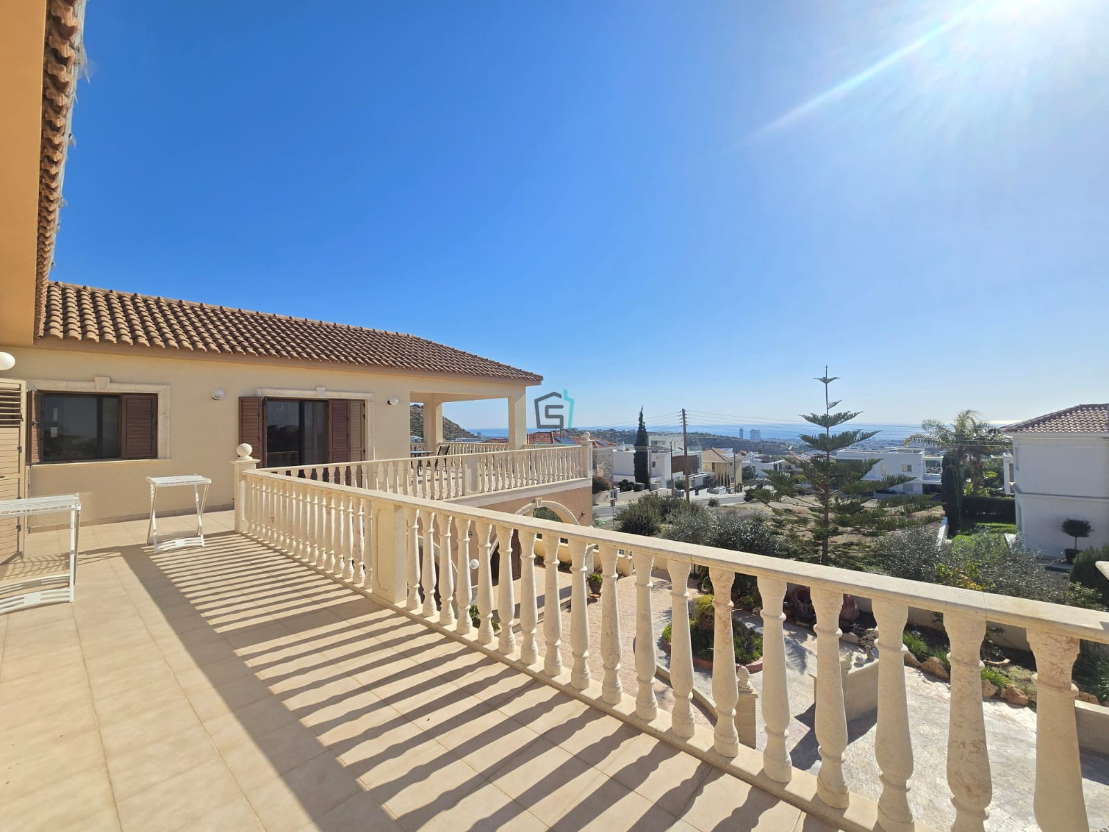 Fabulous 5 Bedroom SEA VIEW Home - Agios Athanasios - 3