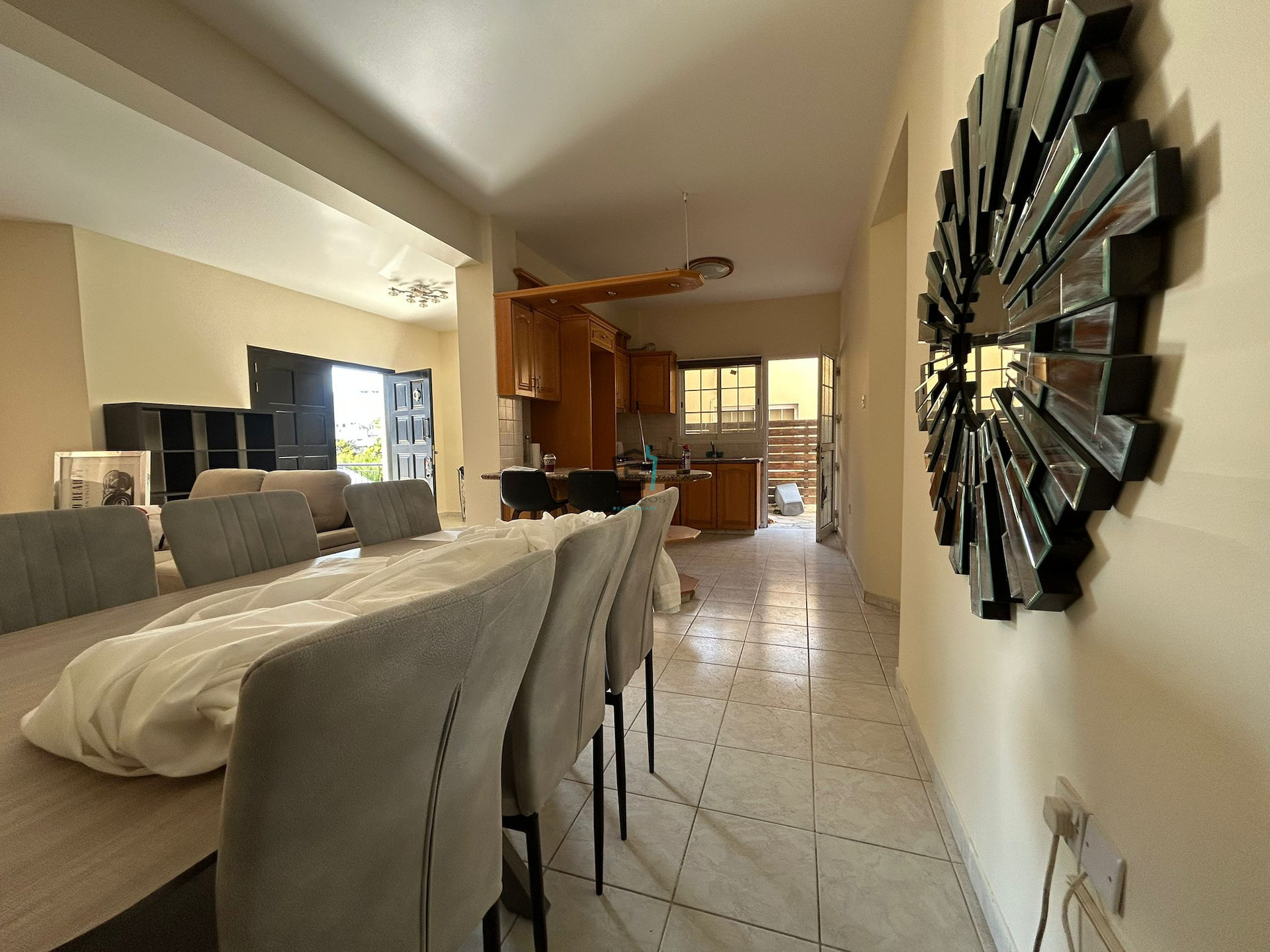 Premium Location 3 Bedroom House - Linopetra - 5