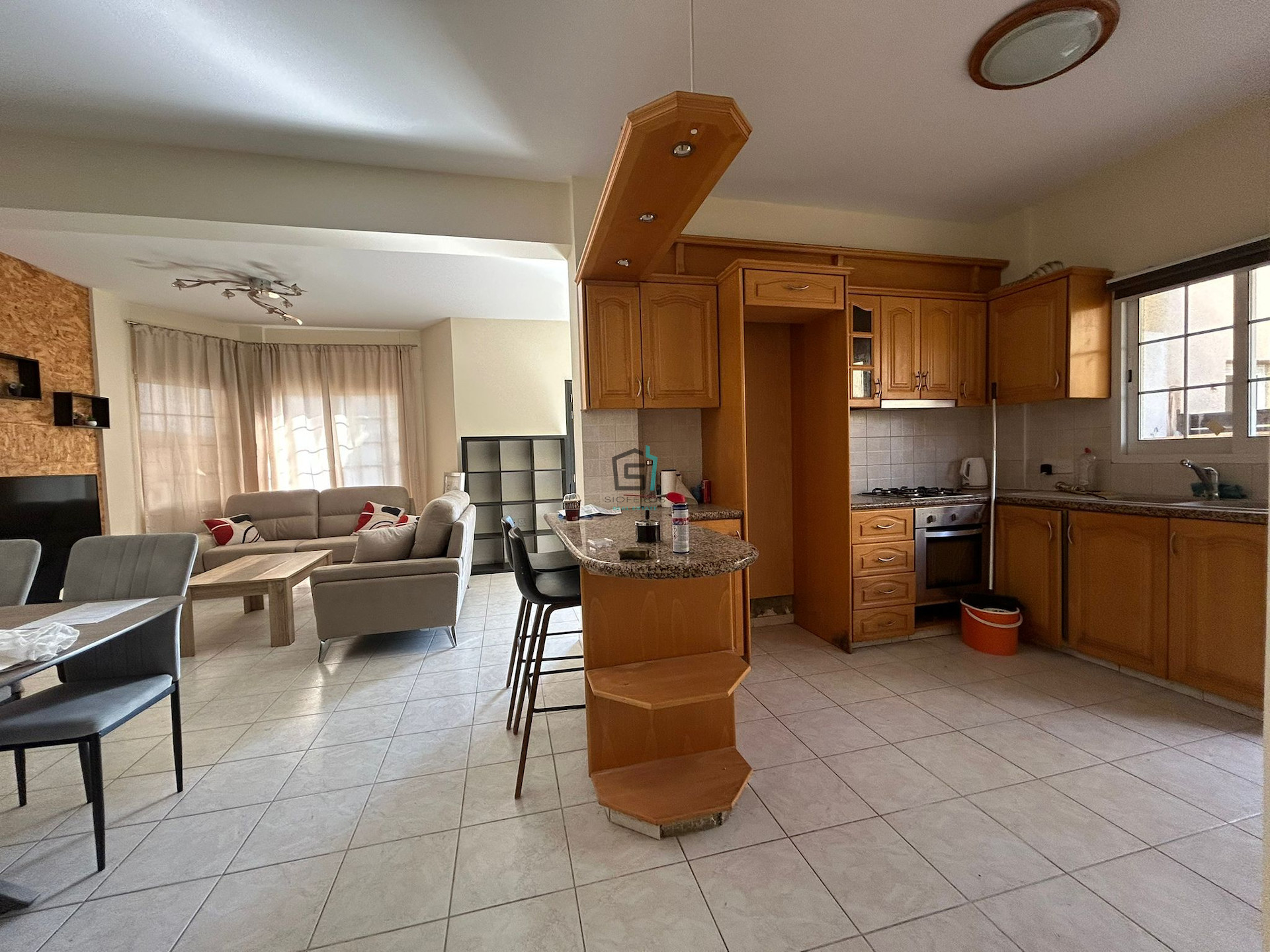 Premium Location 3 Bedroom House - Linopetra - 3