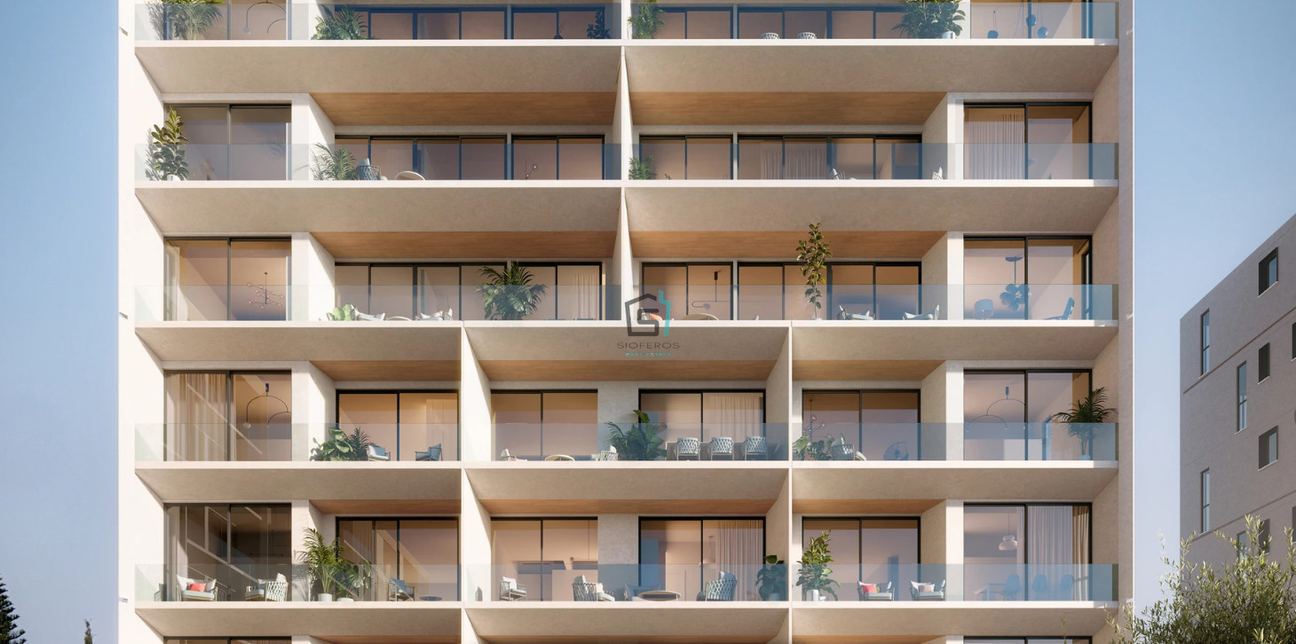 EXCLUSIVE 3 Bedroom Apartment - Germasogeia - 3