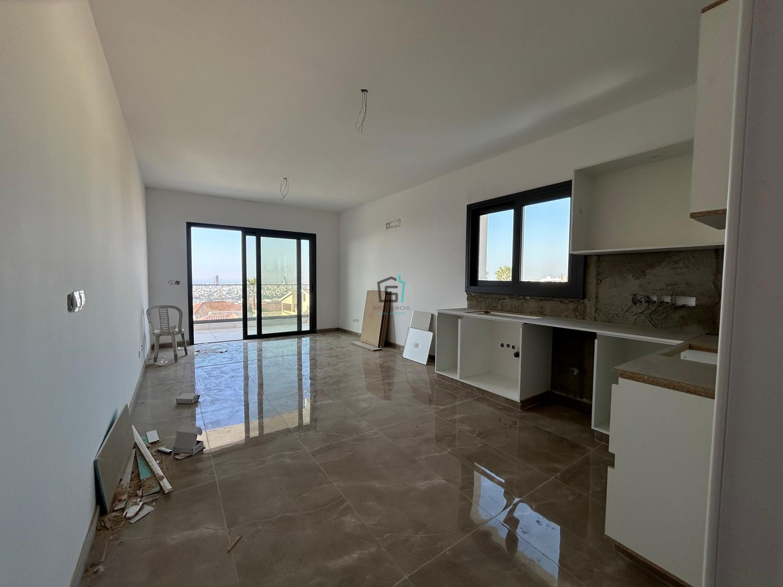 NEW 2 Bedroom Apartment SEA VIEW - Agios Athanasios