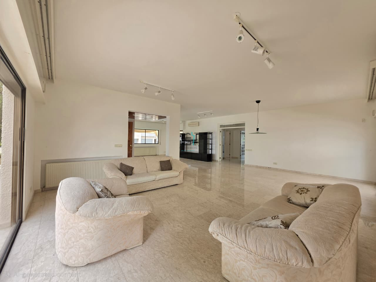 4 Bedroom Detached House off the City Center - Petrou & Pavlou - 5