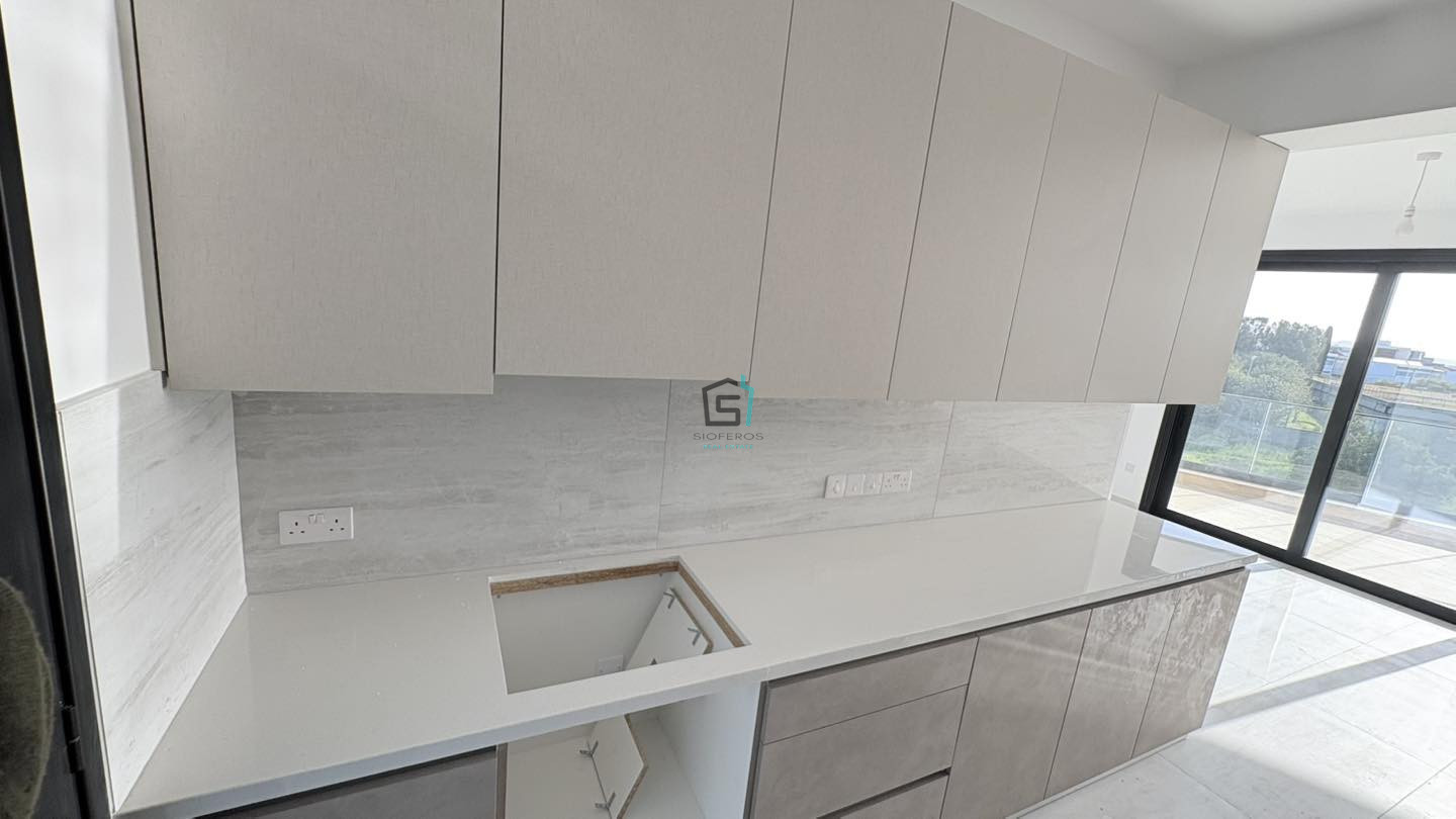 Luxury 2 Bedroom Apartment - Panthea - 4