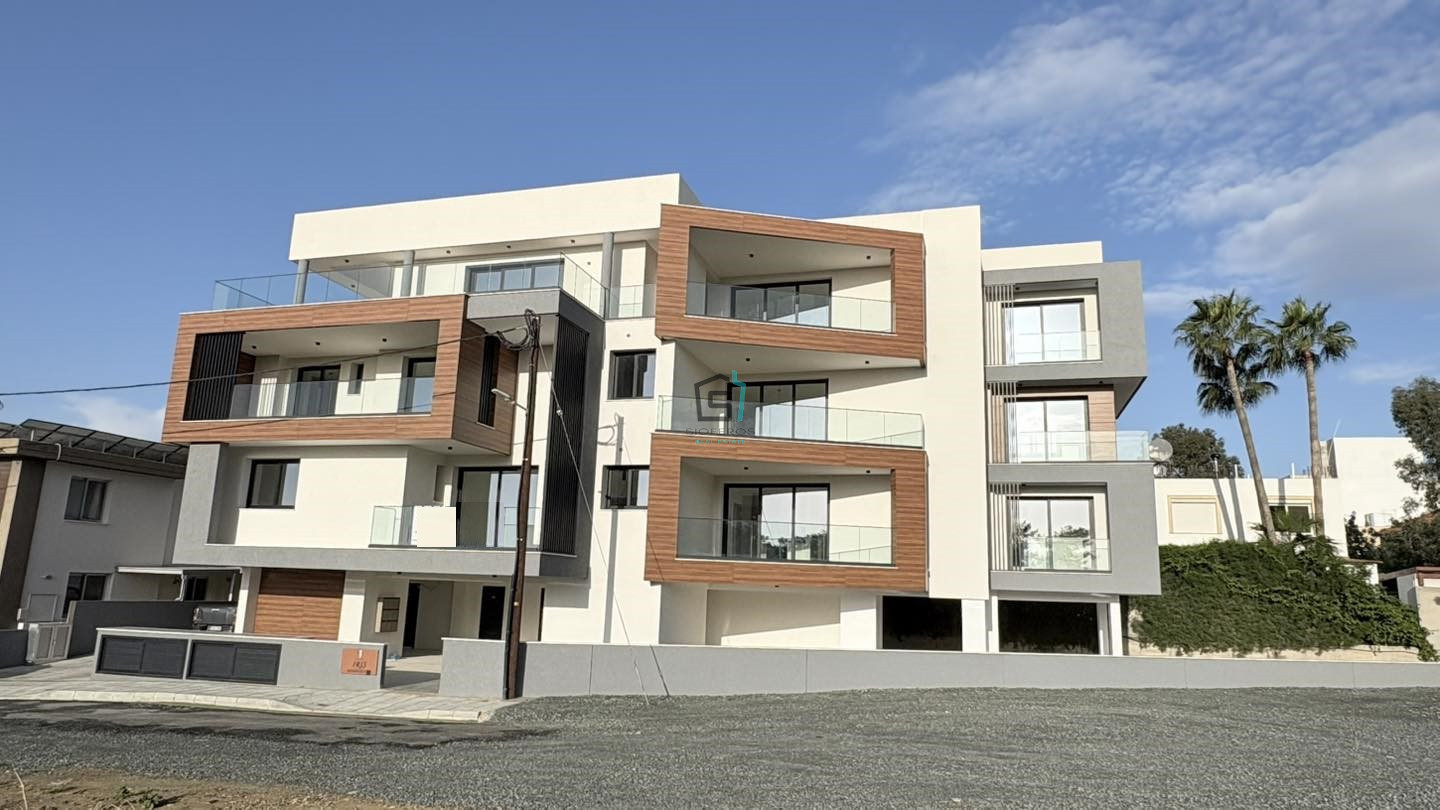 NEW 2 Bedroom Apartment - Panthea