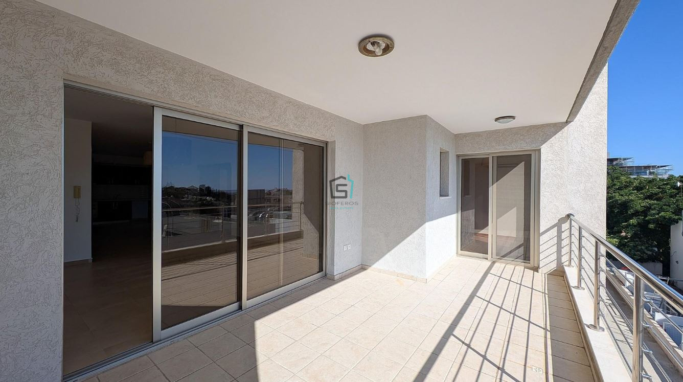 Spacious 3 Bedroom Apartment - Ypsonas, Limassol