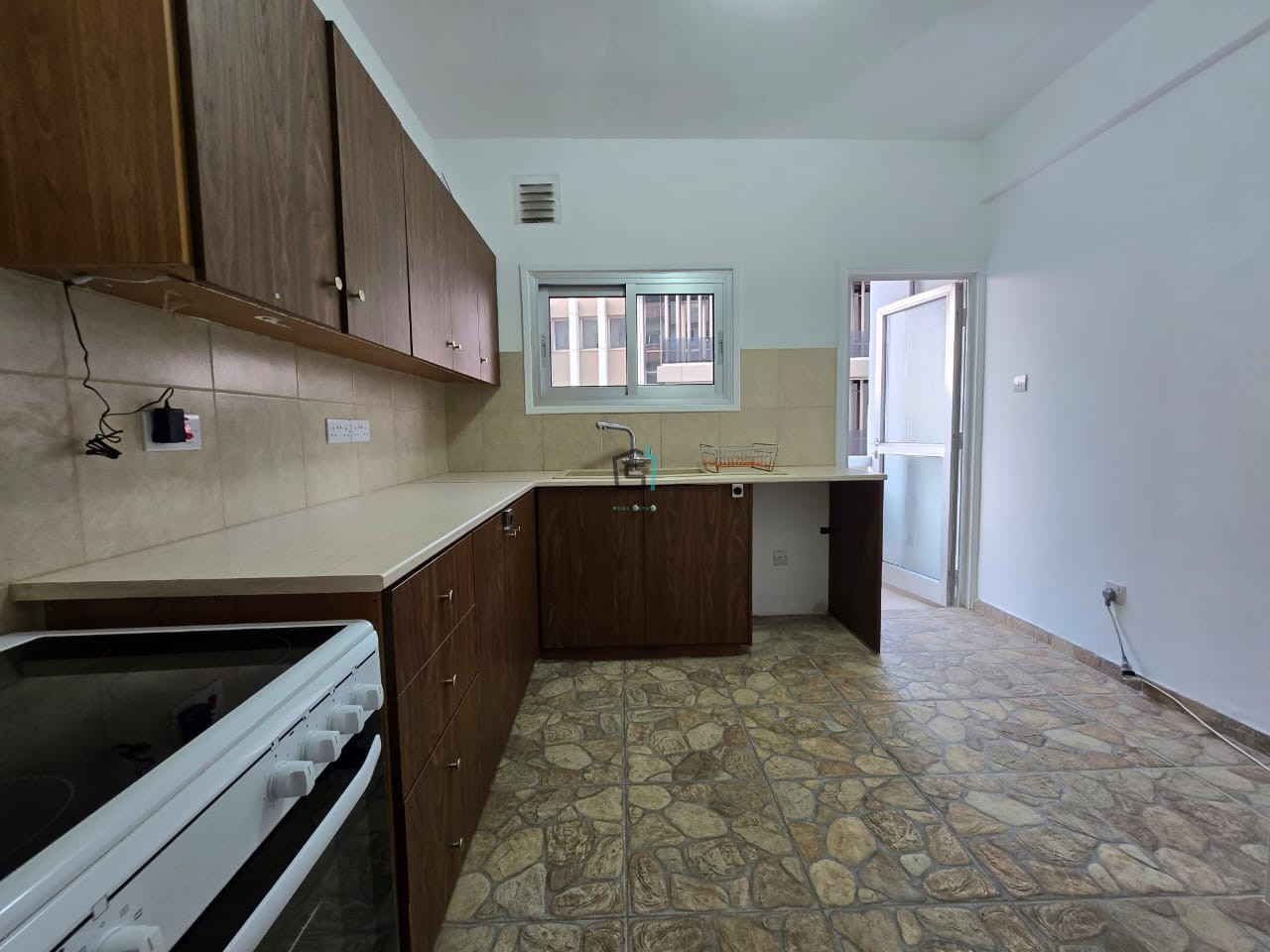 SEA VIEW 3 Bedroom Apartment - Neapolis - 3