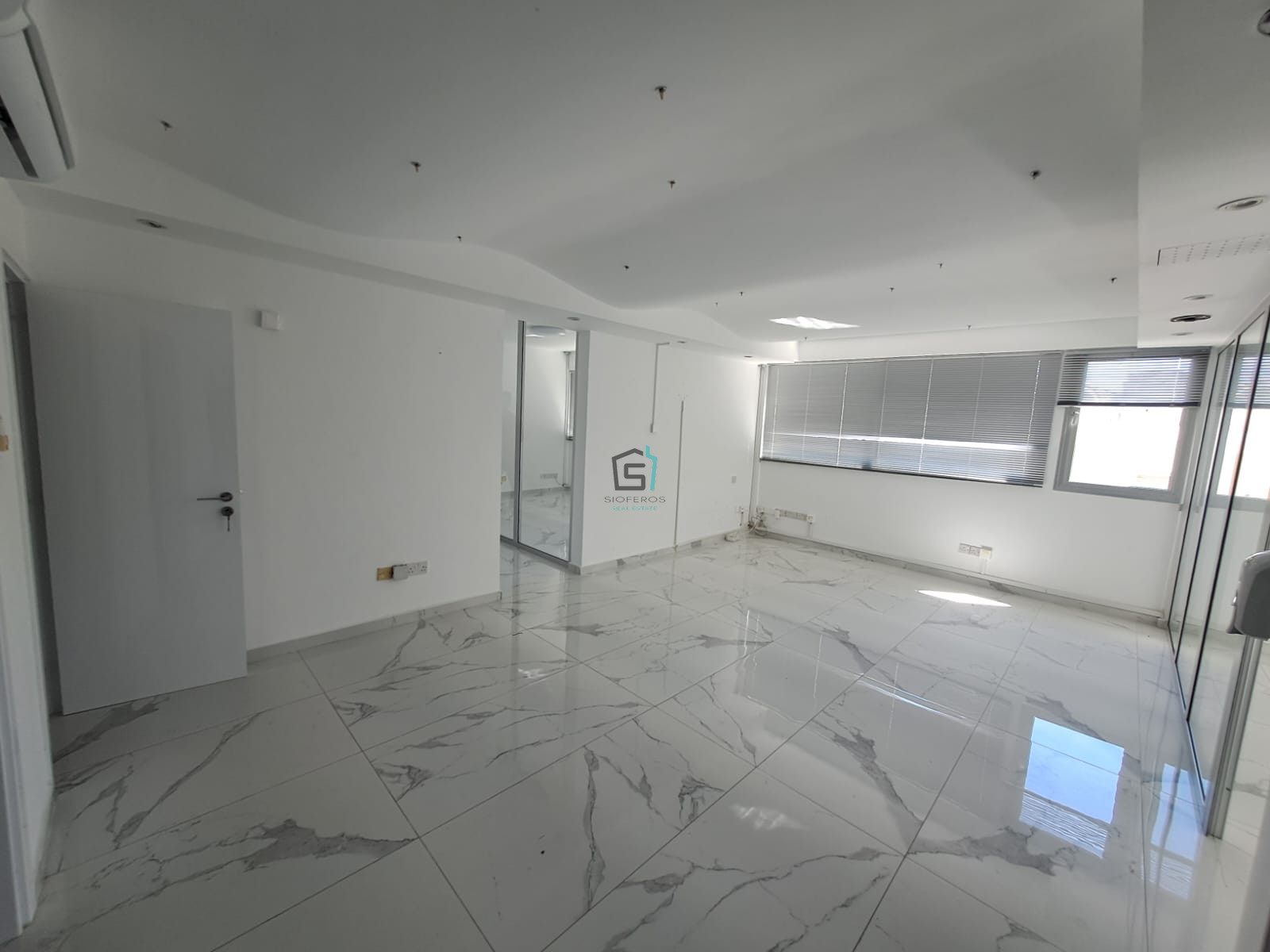 City Centre Office - 120 sqm - Agia Zoni - 3