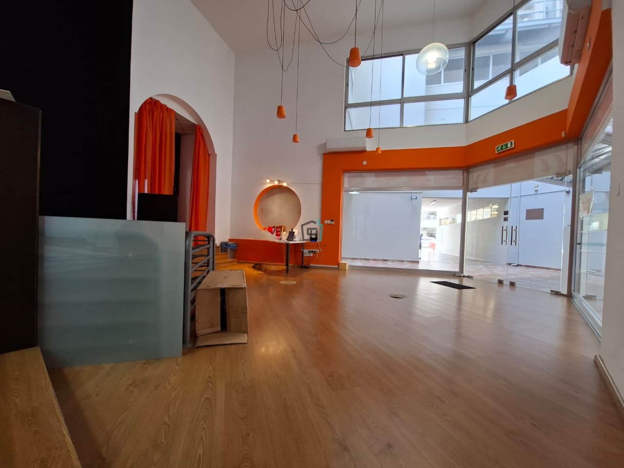 CITY CENTER Commercial space - 588 sqm - Agia Zoni