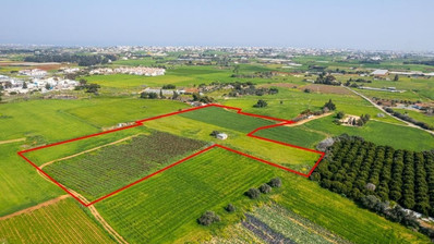 Shared residential field in Frenaros, Frenaros, Famagusta