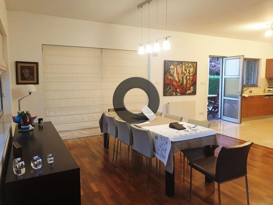Three-bedroom house — Episkopi