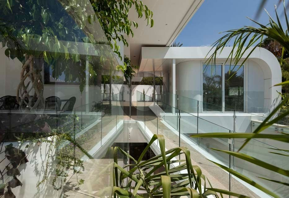 Five-bedroom house — Kalogiroi