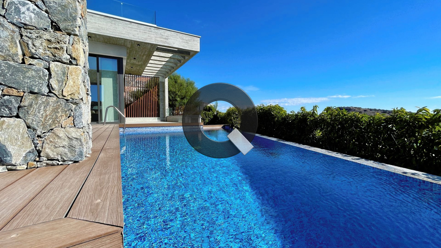 Four-bedroom house — Agios Tychon