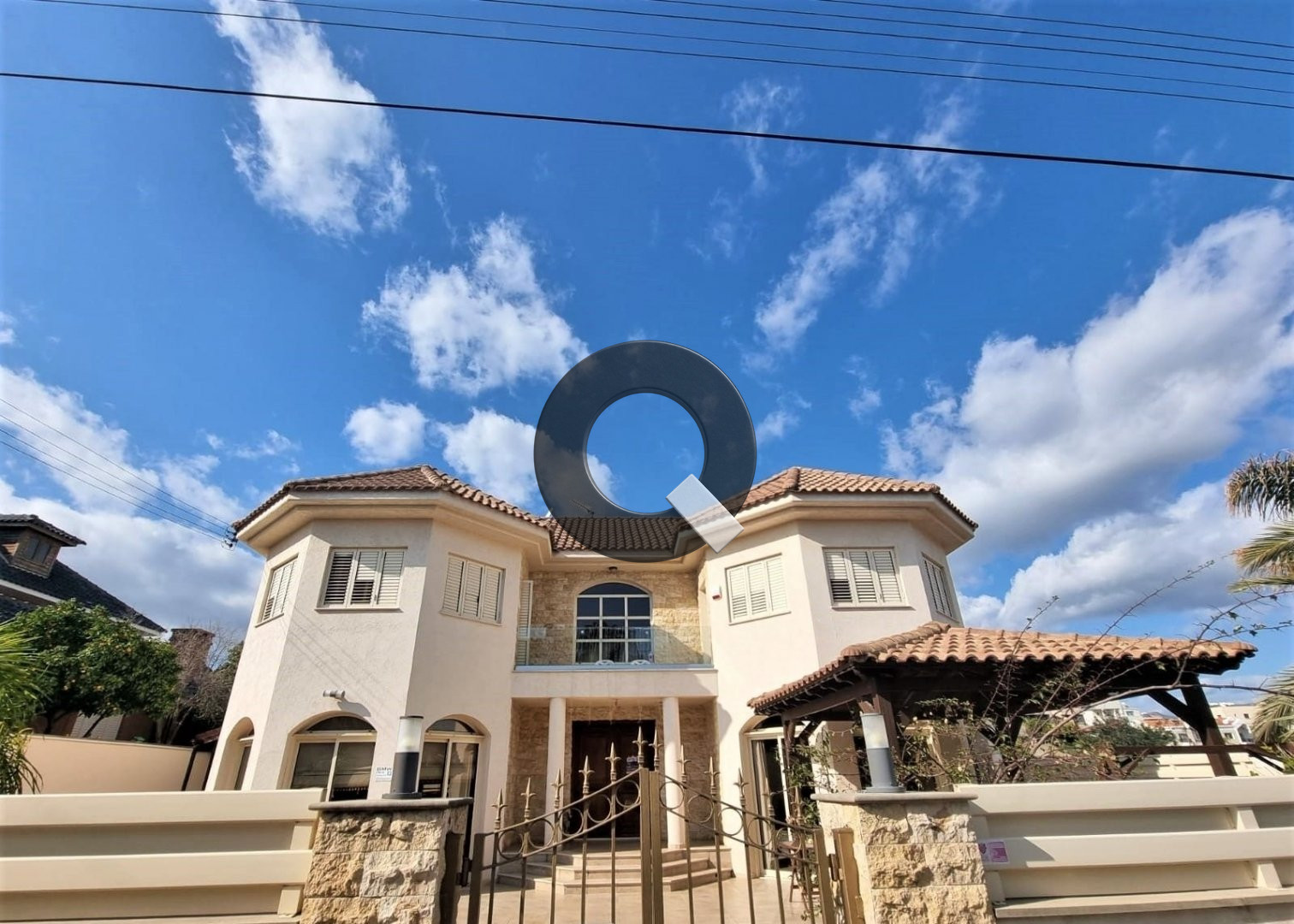 Five-bedroom house — Ekali