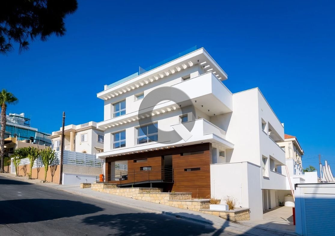 Building — Germasogeia