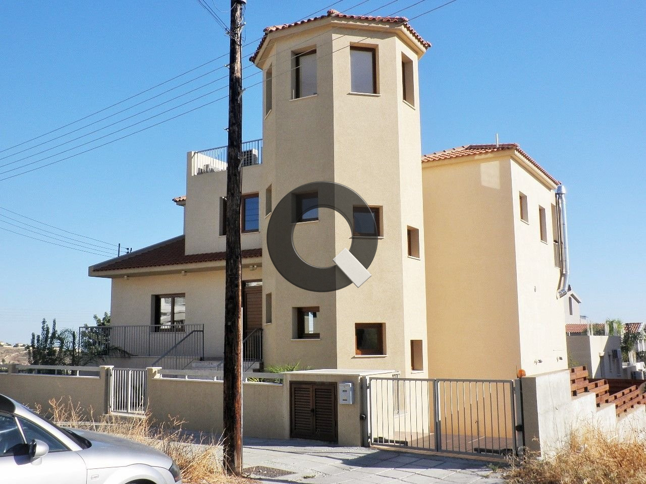 Five-bedroom house — Agia Fyla