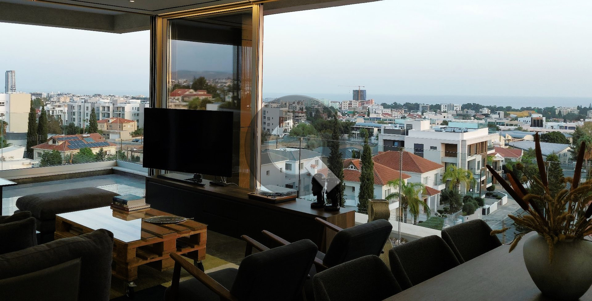 Three-bedroom apartment — Linopetra