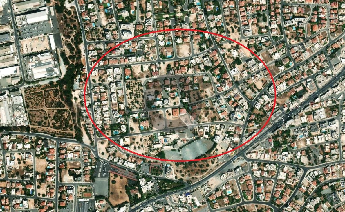 Building plot — Columbia