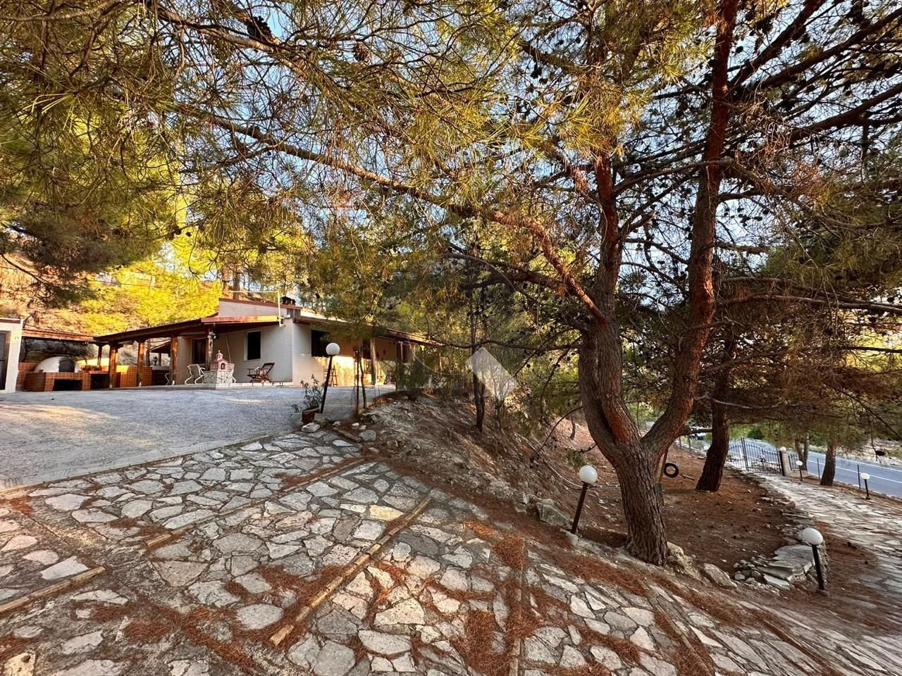 Four-bedroom house — Monagri