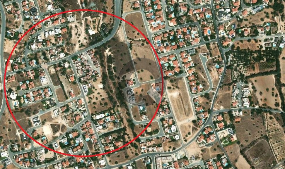 Building plot — Erimi
