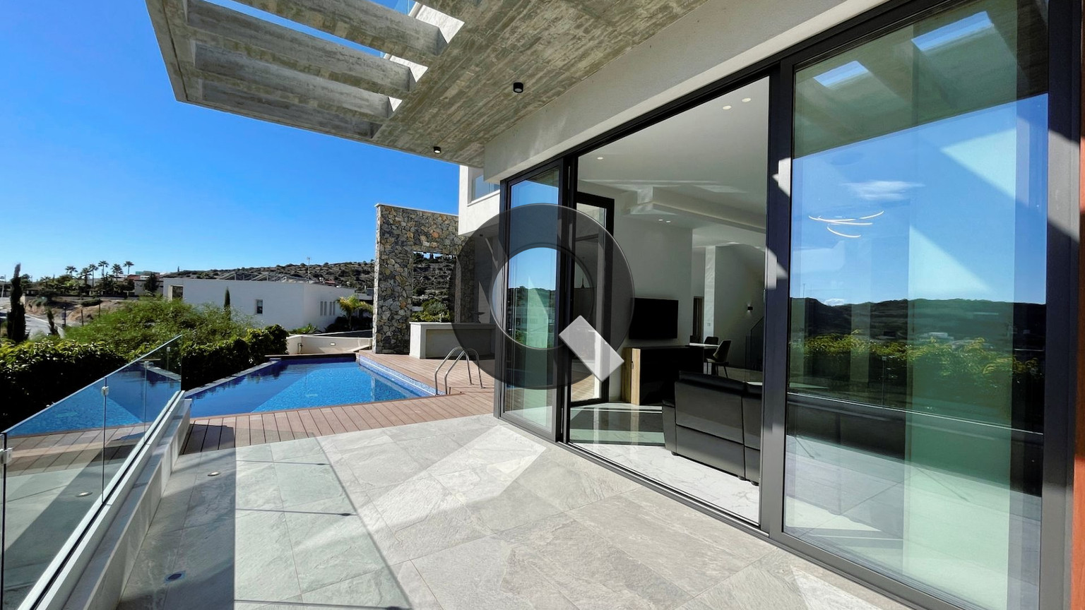 Four-bedroom house — Agios Tychon