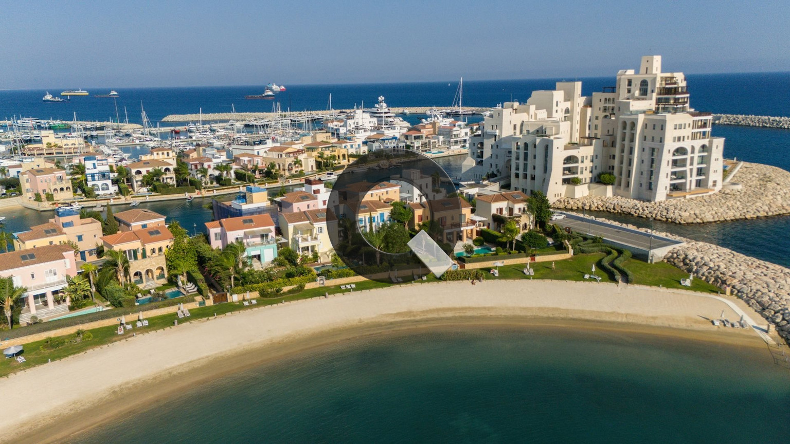 Five-bedroom house — Limassol Marina