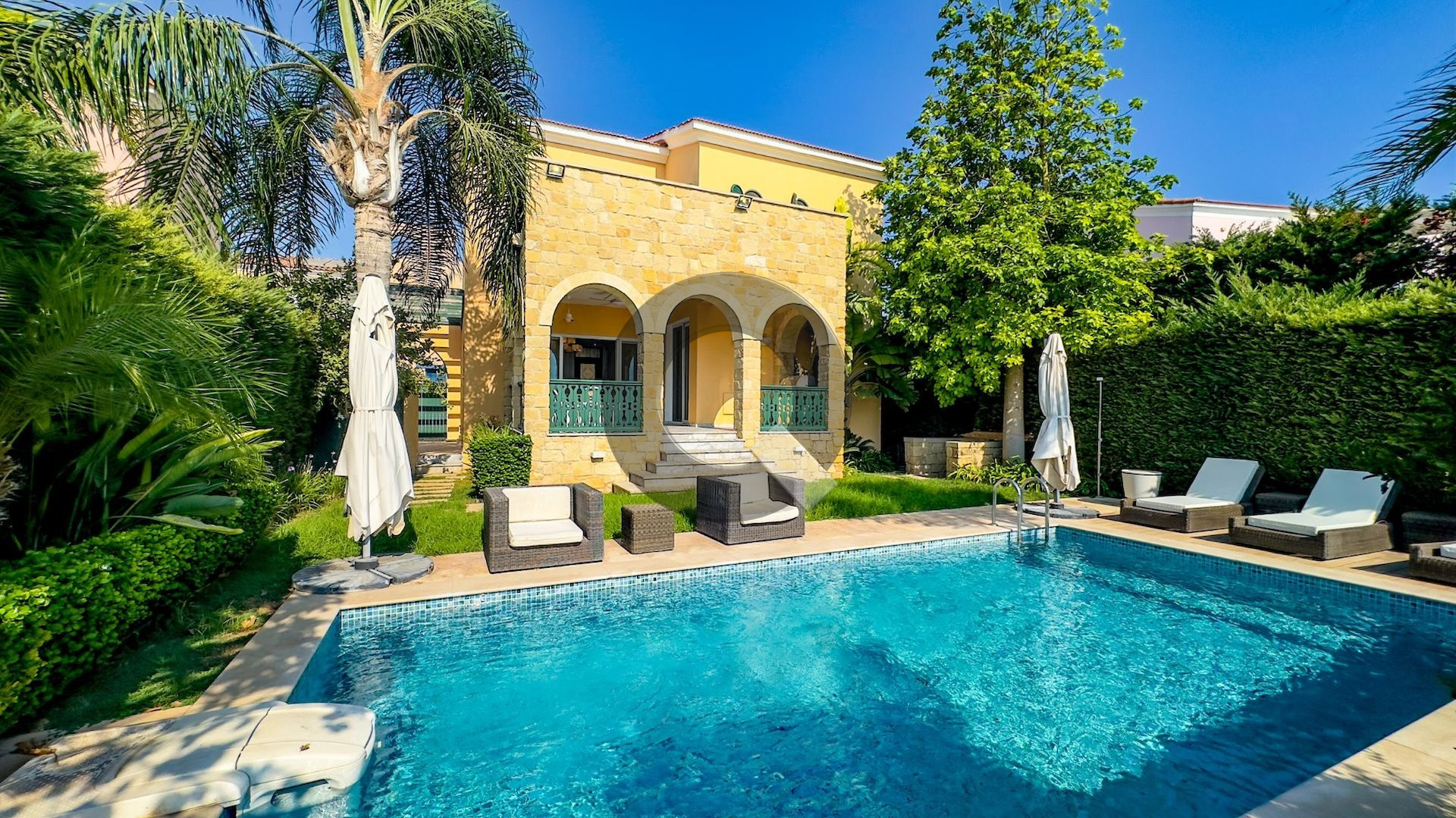 Five-bedroom house — Limassol Marina