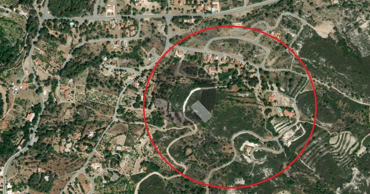 Building plot — Trimiklini