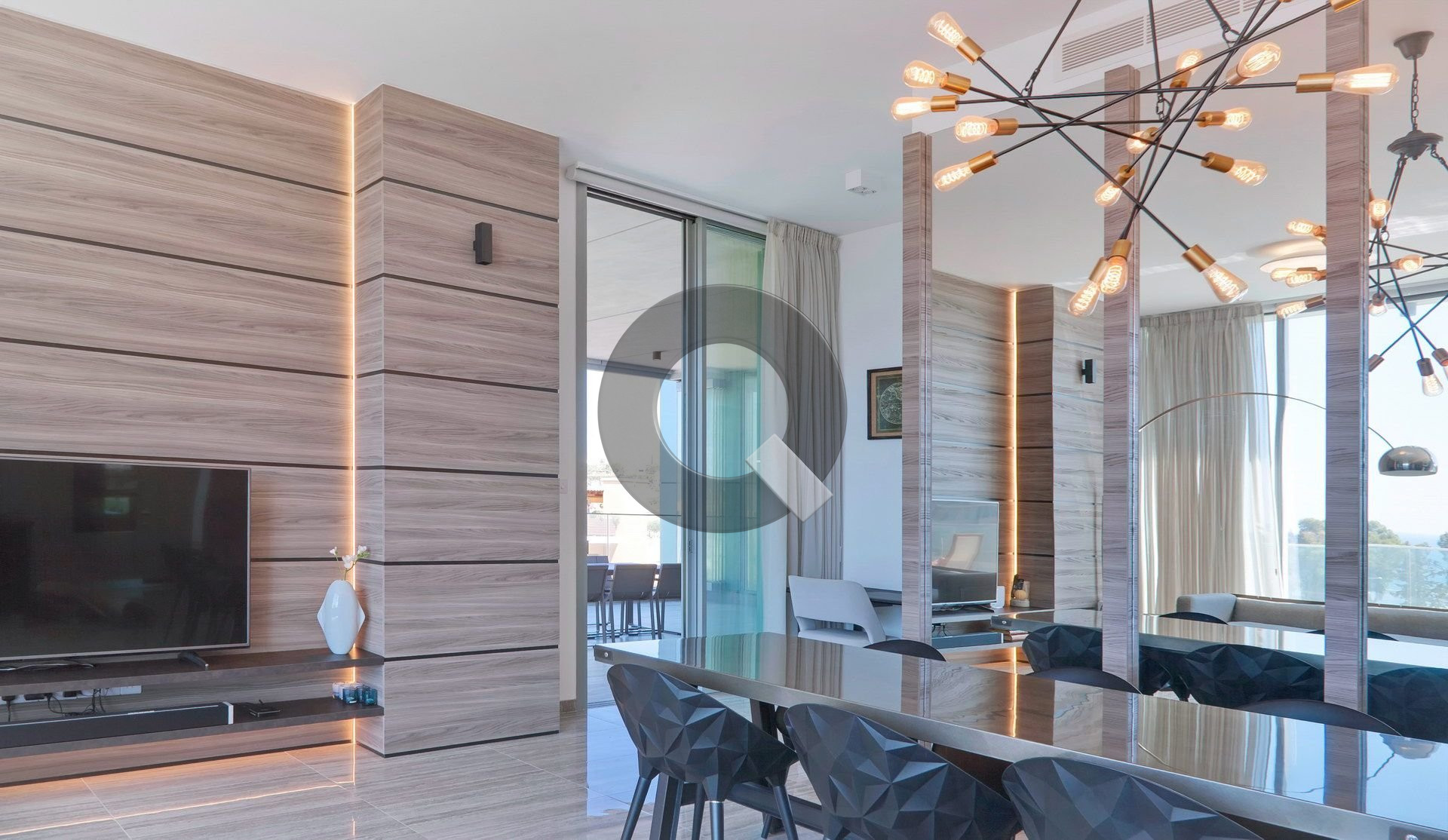 Three-bedroom apartment — Agios Tychon