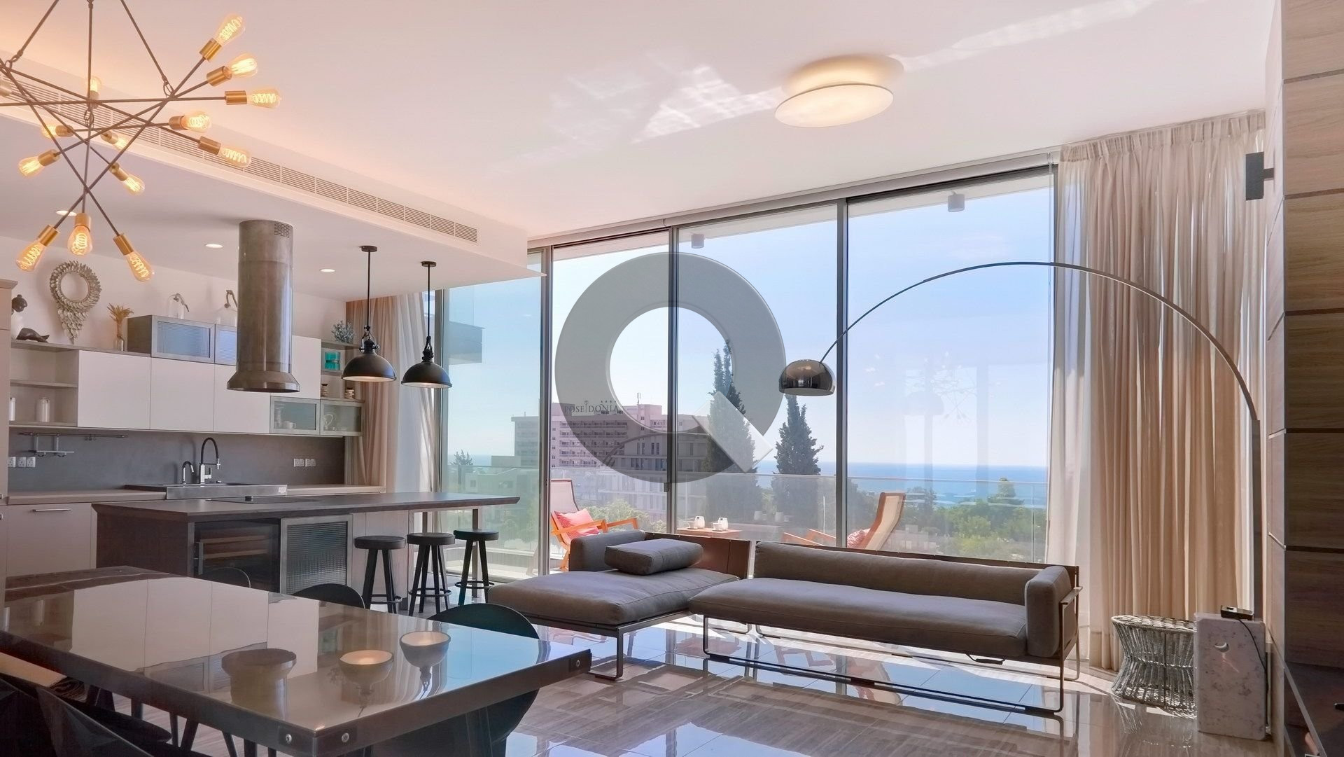 Three-bedroom apartment — Agios Tychon
