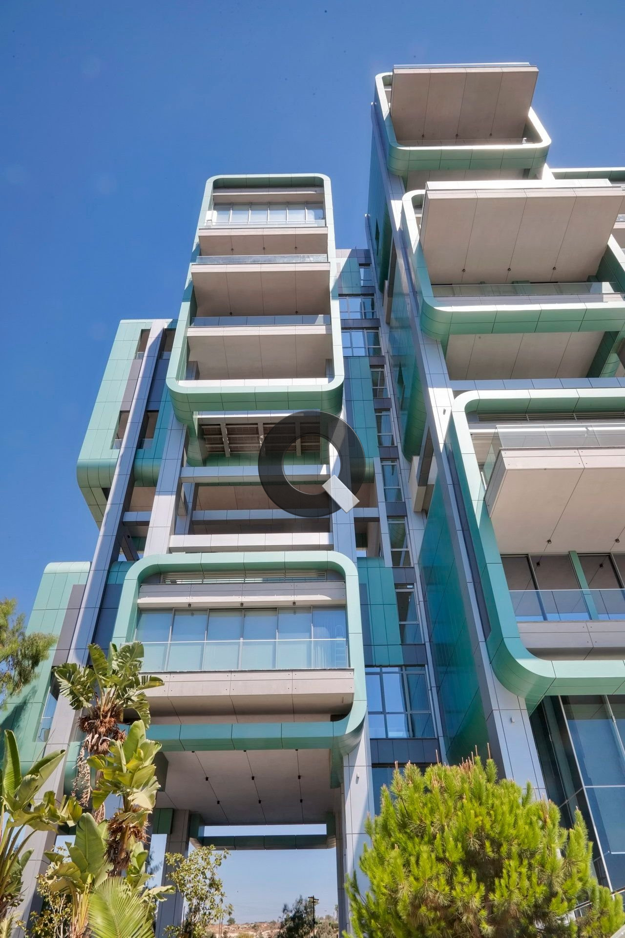 Three-bedroom apartment — Agios Tychon