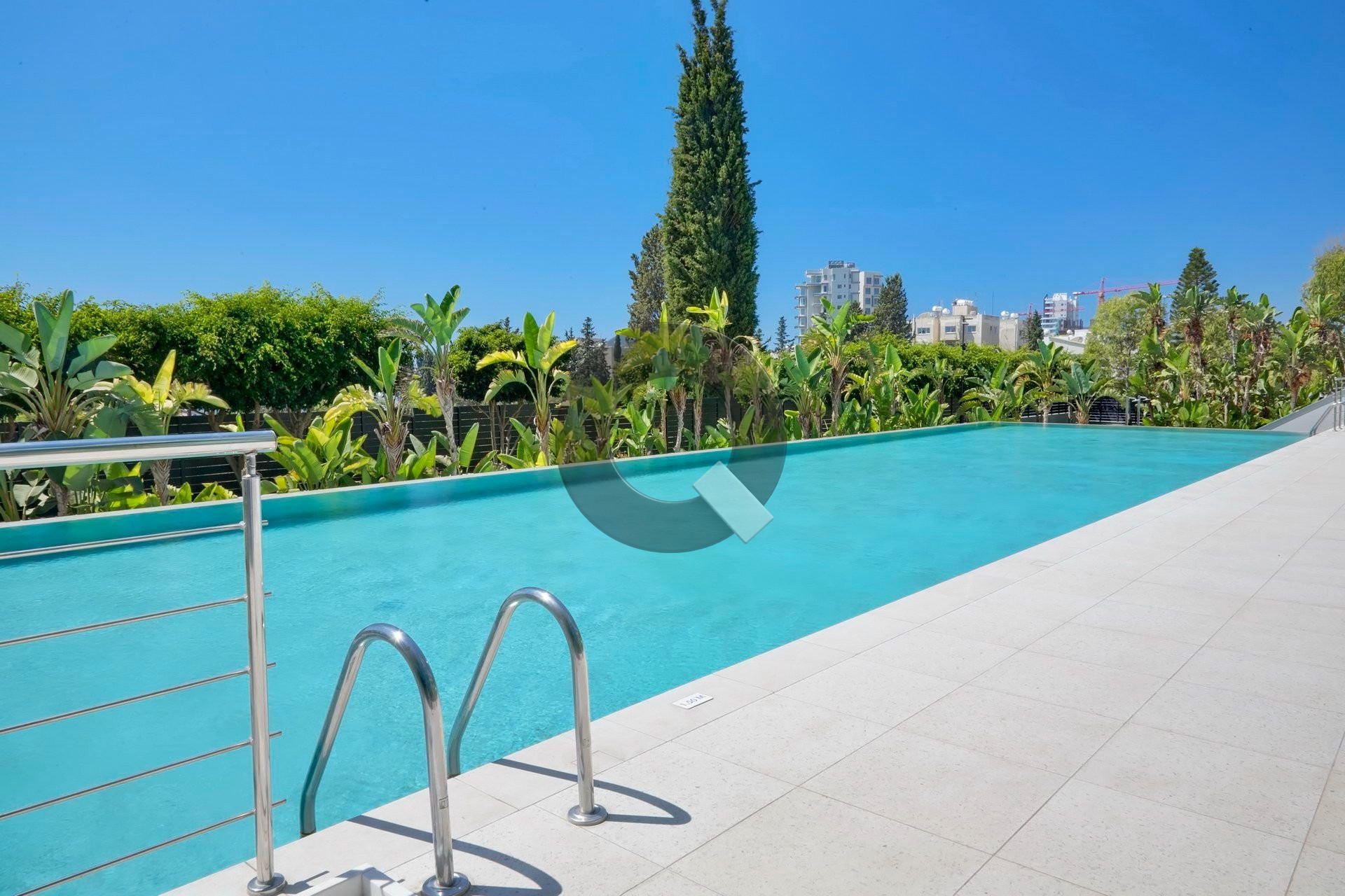 Three-bedroom apartment — Agios Tychon