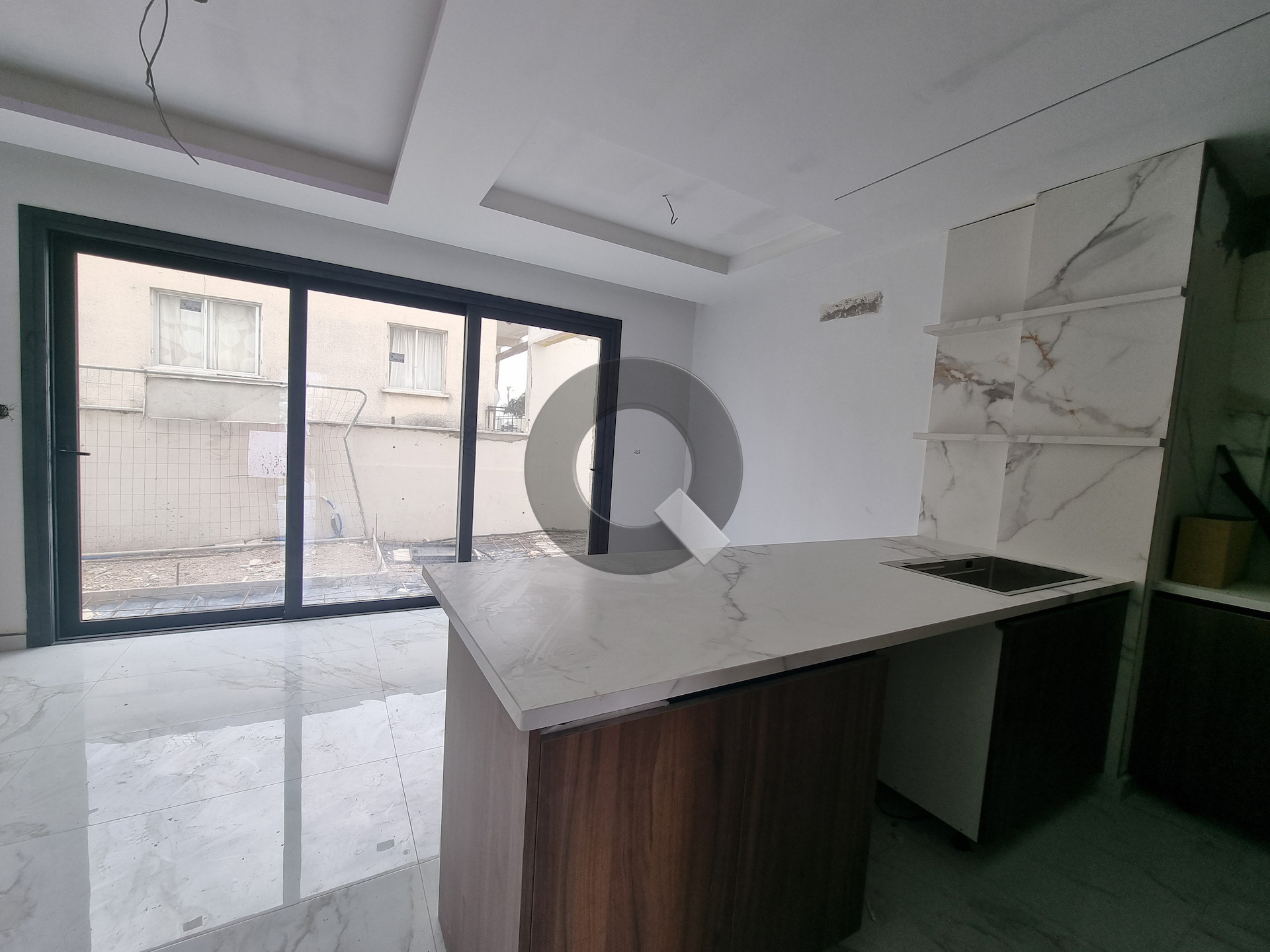 Three-bedroom house — Pyrgos