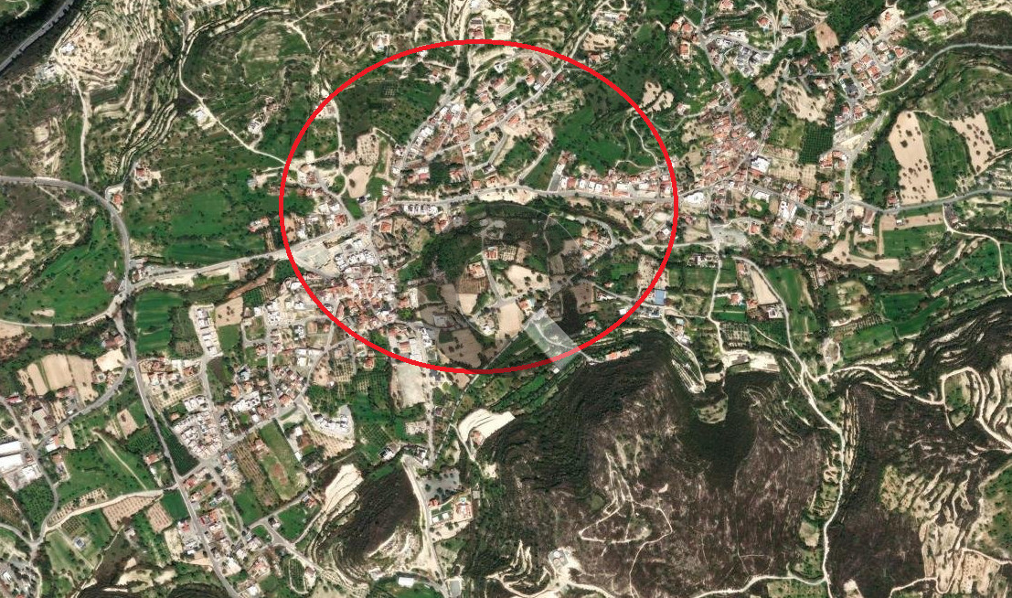 Land — Paramytha